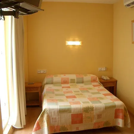 Casual Don Juan Tenorio Otel Sevilla
